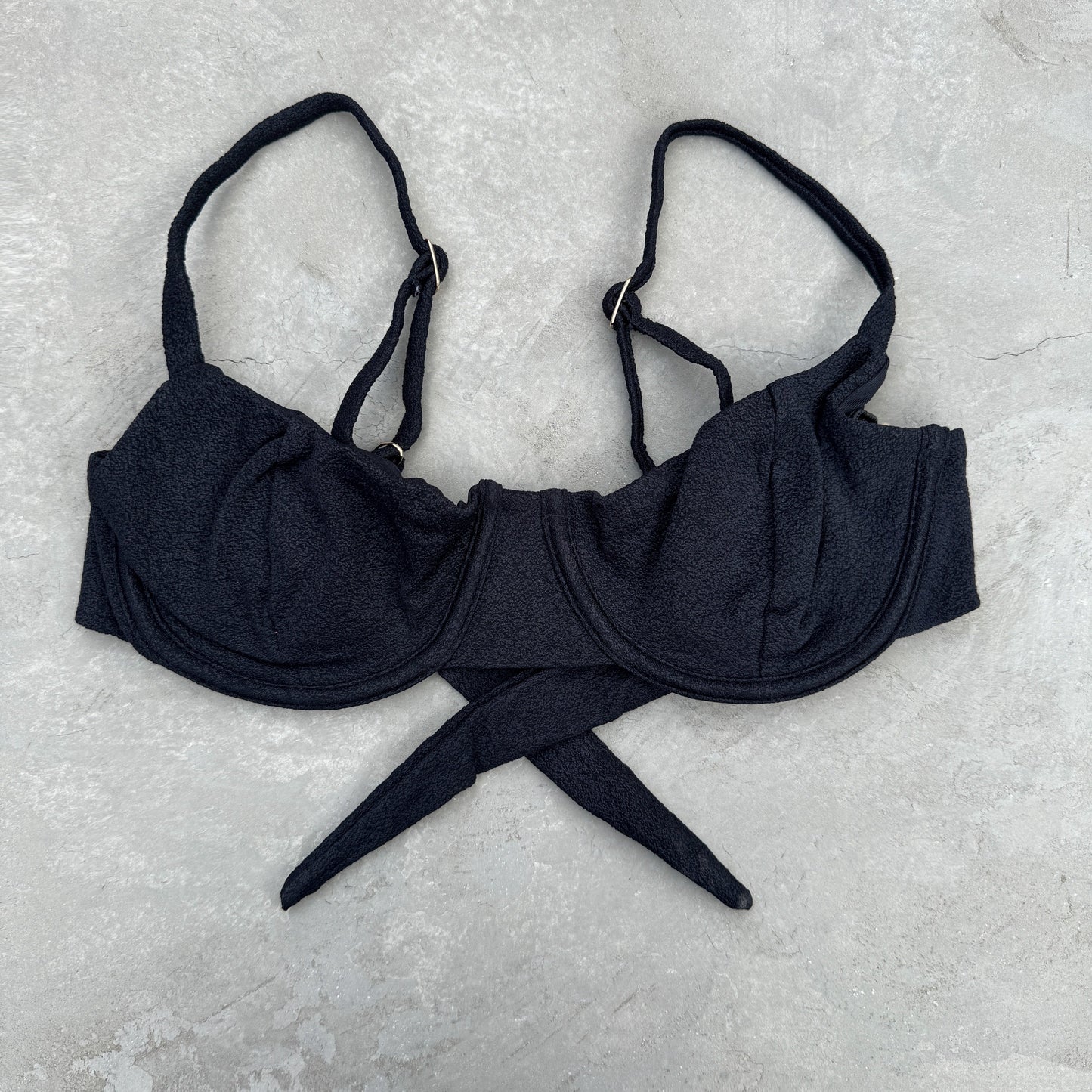 Seashore Textured Black Lindy Bikini Top-0